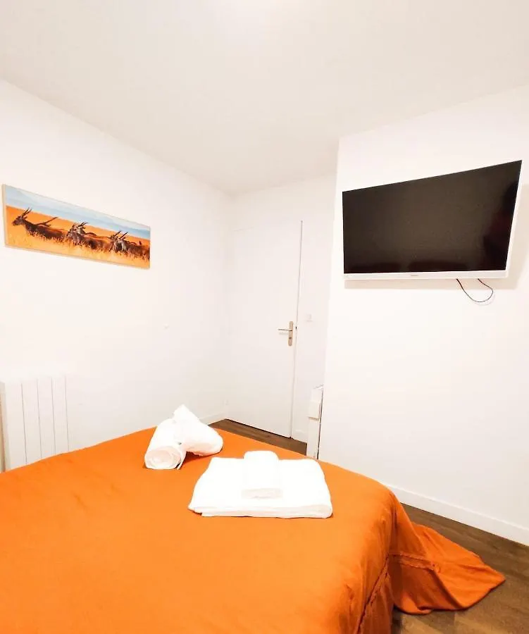 T3 Au Centre Ville Avec Balcon, Parking Gratuit Quimper